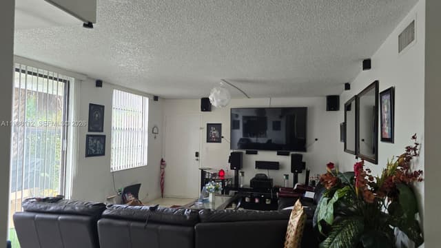 1748 NW 55th Ave # 101, Lauderhill FL 33313 - Lauderhill, FL - Photo 3
