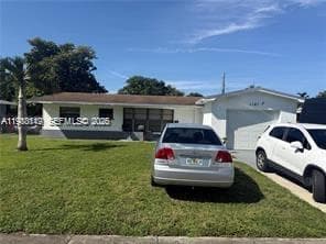 1141 NW 41st Ter, Lauderhill FL 33313