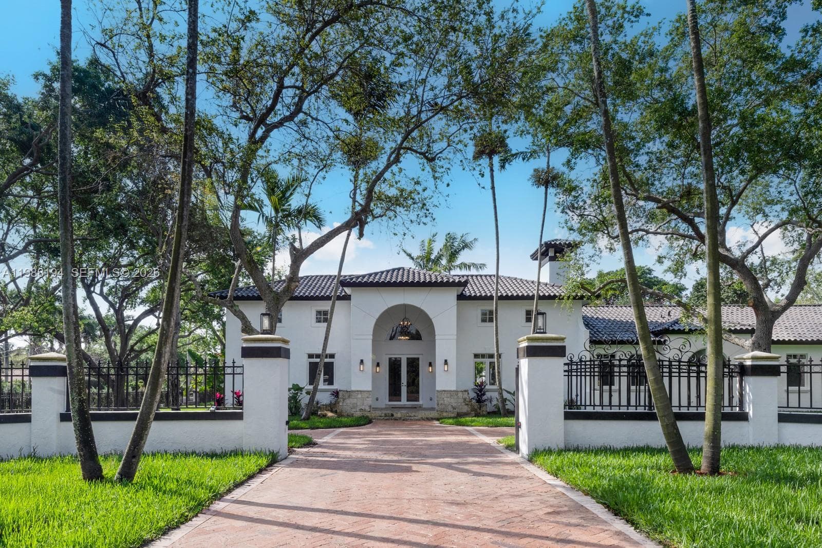 6200 SW 130th Ter, Pinecrest FL 33156