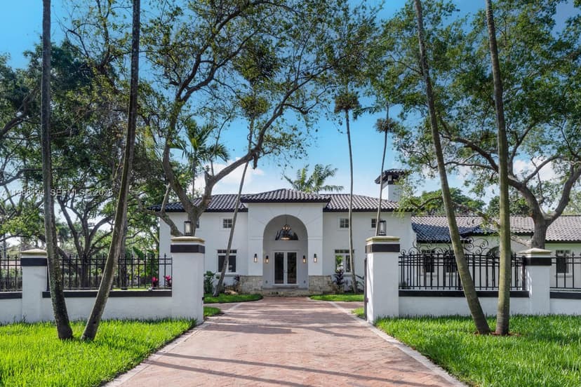 6200 SW 130th Ter, Pinecrest FL 33156