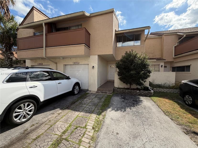 853 NW 81st Ter # 7, Plantation FL 33324