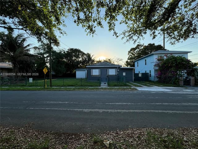 214 SW 1st Ave, Dania Beach FL 33004 - Dania Beach, FL - Photo 6