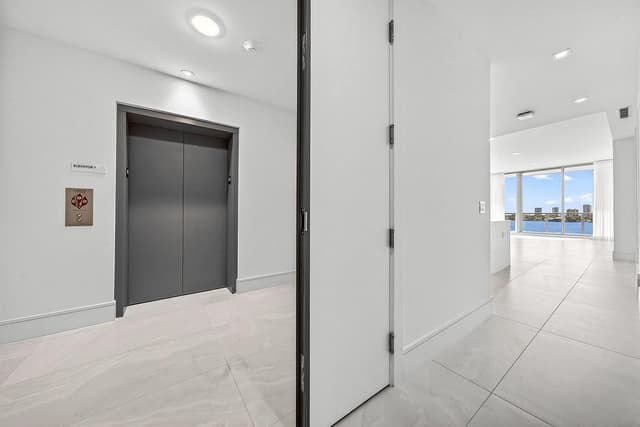 220 Lake Shore Drive # 1010, Lake Park FL 33403 - Lake Park, FL - Photo 4