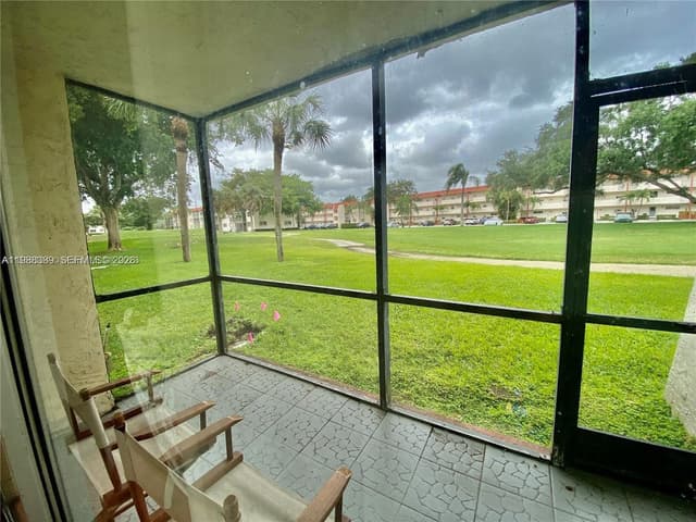 671 S Hollybrook Dr # 104, Pembroke Pines FL 33025 - Pembroke Pines, FL - Photo 5