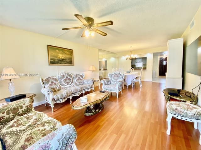 671 S Hollybrook Dr # 104, Pembroke Pines FL 33025 - Pembroke Pines, FL - Photo 4