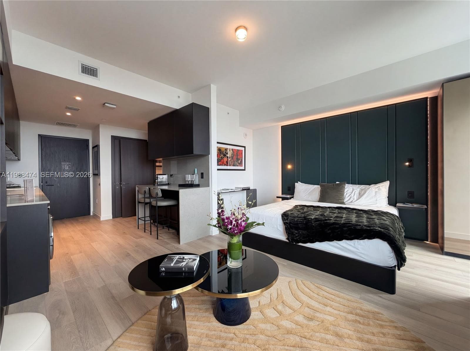20 NE 11th St # 4111, Miami FL 33132