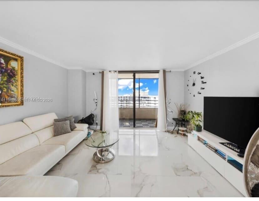 2500 Parkview Dr # 2119, Hallandale Beach FL 33009