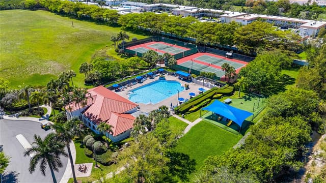 1120 Canella Ln, Hollywood FL 33019 - Hollywood, FL - Photo 2