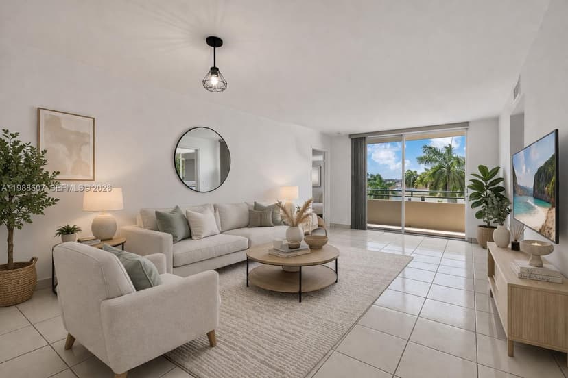 8320 NW 8th St # 414, Miami FL 33126
