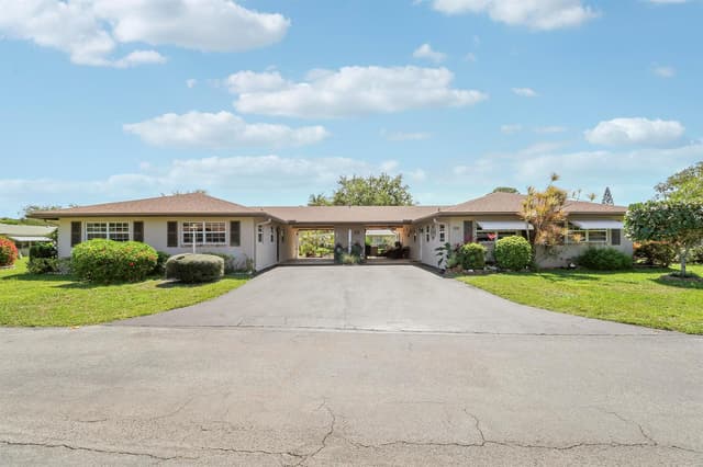 129 Mockingbird Lane, Delray Beach FL 33445 - Delray Beach, FL - Photo 2