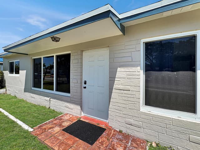6751 Cody Street, Hollywood FL 33024 - Hollywood, FL - Photo 3