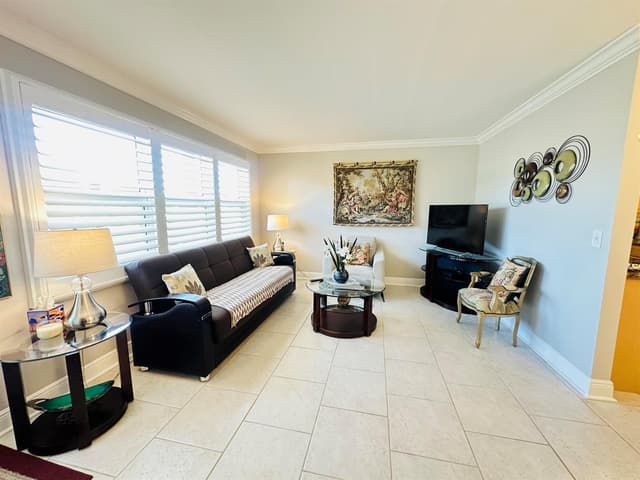 310 Grantham A # 310, Deerfield Beach FL 33442 - Deerfield Beach, FL - Photo 3