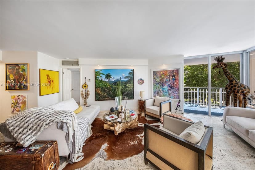 2000 Towerside Ter # 510, Miami FL 33138