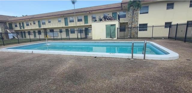 4800 NW 24th Court # D214, Lauderdale Lakes FL 33313 - Lauderdale Lakes, FL - Photo 2