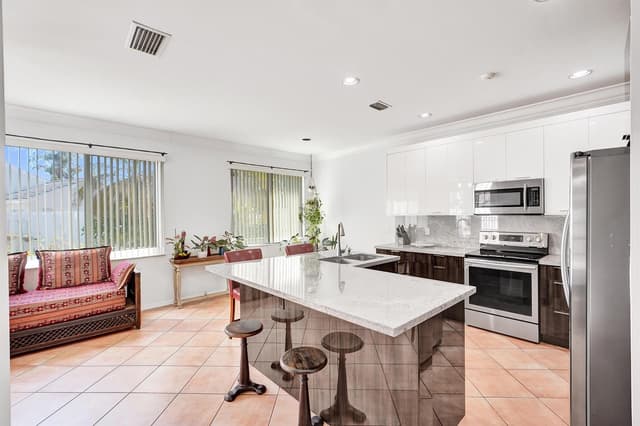 873 Stanton Drive, Weston FL 33326 - Weston, FL - Photo 2