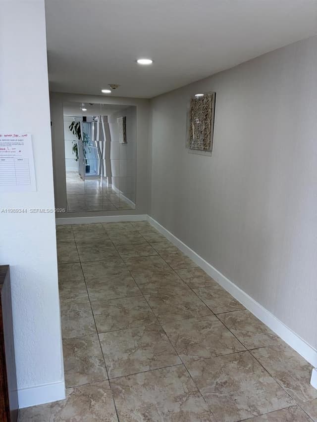 16410 Miami Dr # 504, North Miami Beach FL 33162 - North Miami Beach, FL - Photo 4