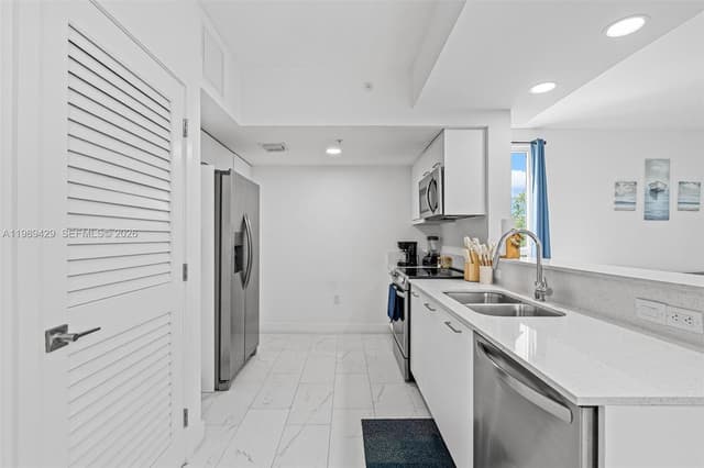 1850 Monroe Street # 309, Hollywood FL 33020 - Hollywood, FL - Photo 4