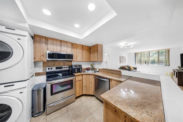 3249 Riverside # 202, Coral Springs FL 33065 - Coral Springs, FL - Photo 4