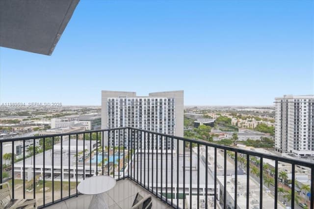 5300 Paseo Blvd # 1803, Doral FL 33166 - Doral, FL - Photo 2