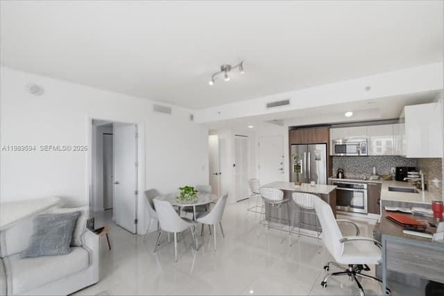 5300 Paseo Blvd # 1803, Doral FL 33166 - Doral, FL - Photo 3