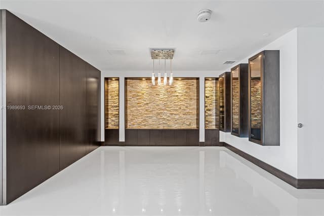 200 Biscayne Boulevard Way # 3707, Miami FL 33131 - Miami, FL - Photo 3