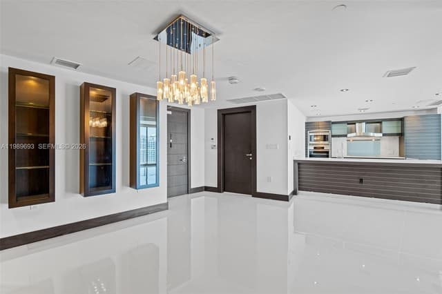 200 Biscayne Boulevard Way # 3707, Miami FL 33131 - Miami, FL - Photo 5