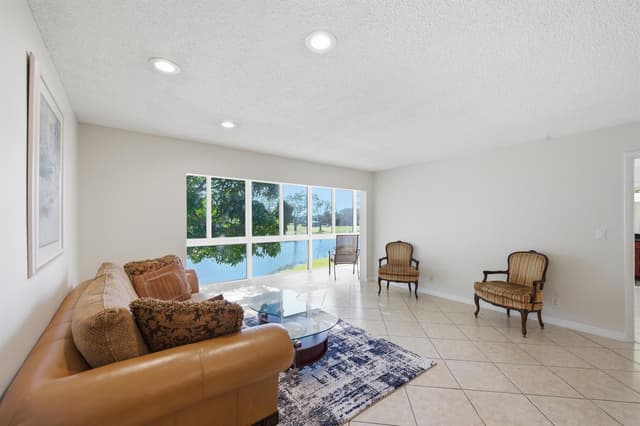 129 Piedmont C, Delray Beach FL 33484 - Delray Beach, FL - Photo 5