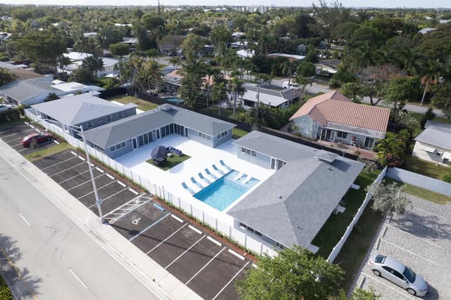 2009 NE 26th Street, Wilton Manors FL 33305 - Wilton Manors, FL - Photo 3