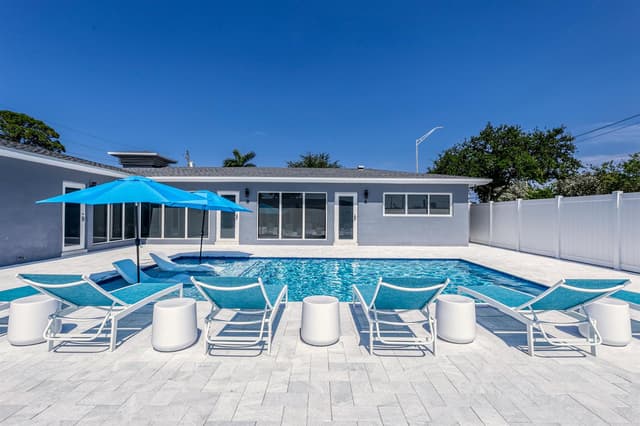 2009 NE 26th Street, Wilton Manors FL 33305 - Wilton Manors, FL - Photo 5
