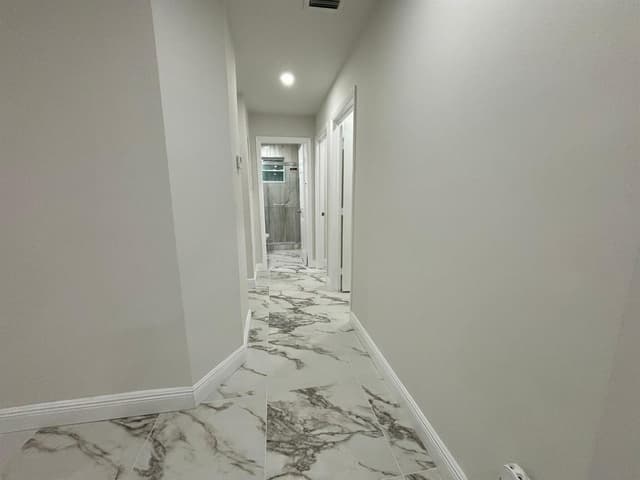 800 SW 7th Street, Hallandale Beach FL 33009 - Hallandale Beach, FL - Photo 7