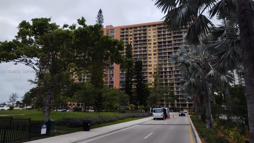 290 174th St # 1507, Sunny Isles Beach FL 33160