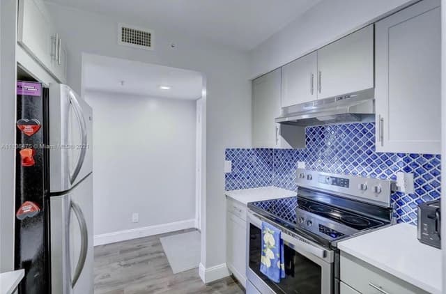 1350 SE 3rd Avenue # 211, Dania Beach FL 33004 - Dania Beach, FL - Photo 4