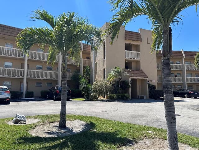 6770 Royal Palm Boulevard # 207l, Margate FL 33063 - Margate, FL - Photo 2