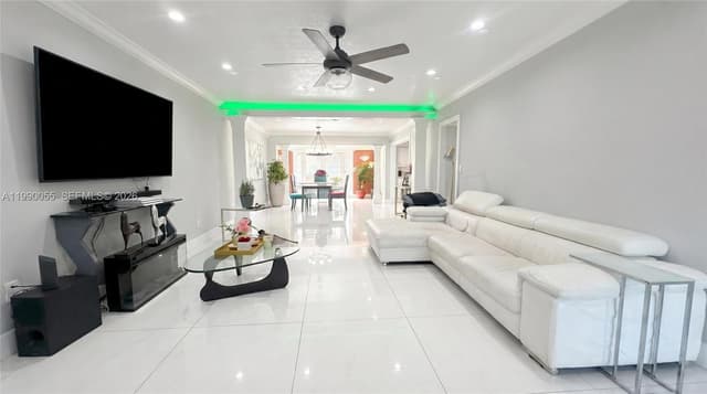 136 SE 2nd Ct, Dania Beach FL 33004 - Dania Beach, FL - Photo 4