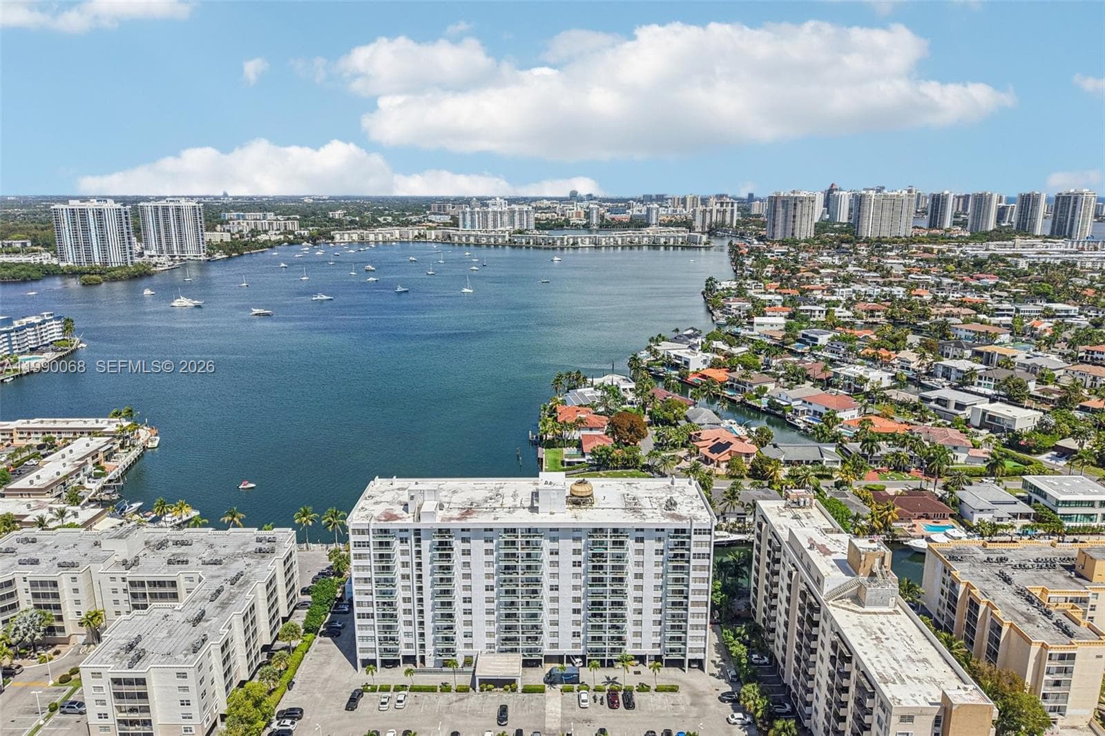 2841 NE 163rd St # 605, North Miami Beach FL 33160 - North Miami Beach, FL - Photo 1