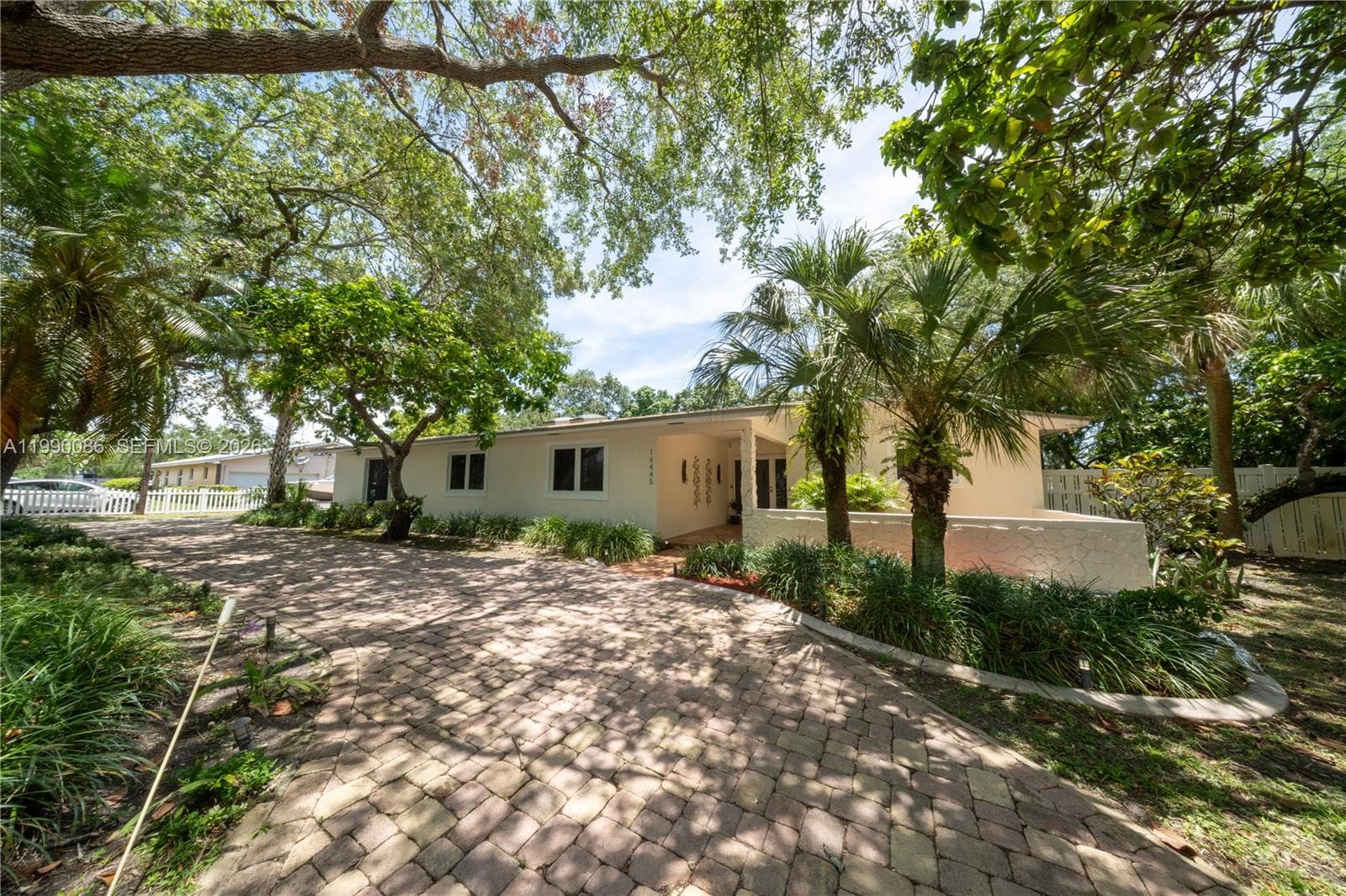 16445 SW 80th Ave, Palmetto Bay FL 33157