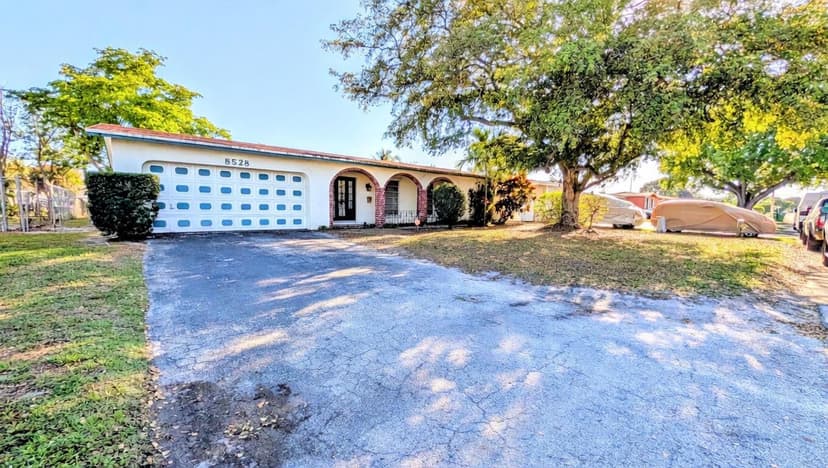 8528 Windsor Drive, Miramar FL 33025