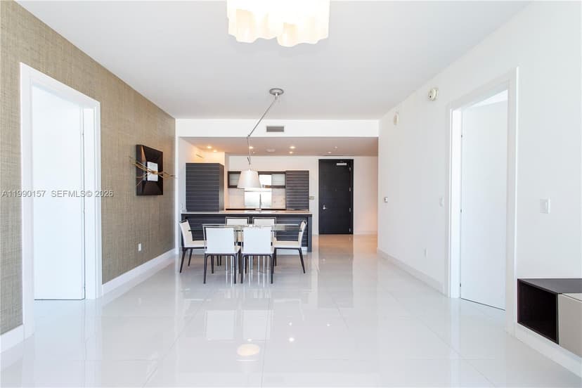 200 BISCAYNE BLVD WY # 4512, Miami FL 33131