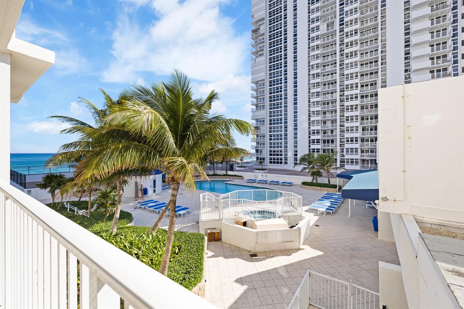 1360 S Ocean Boulevard # 403, Pompano Beach FL 33062