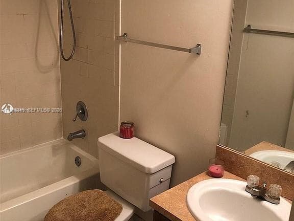 7235 NW 179th St # 103, Hialeah FL 33015 - Hialeah, FL - Photo 5
