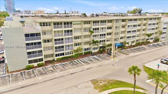 330 SE 2nd St # 101G, Hallandale Beach FL 33009 - Hallandale Beach, FL - Photo 3