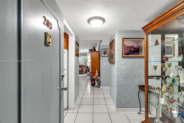 1965 S Ocean Blvd # 203, Lauderdale By The Sea FL 33062 - Lauderdale By The Sea, FL - Photo 3