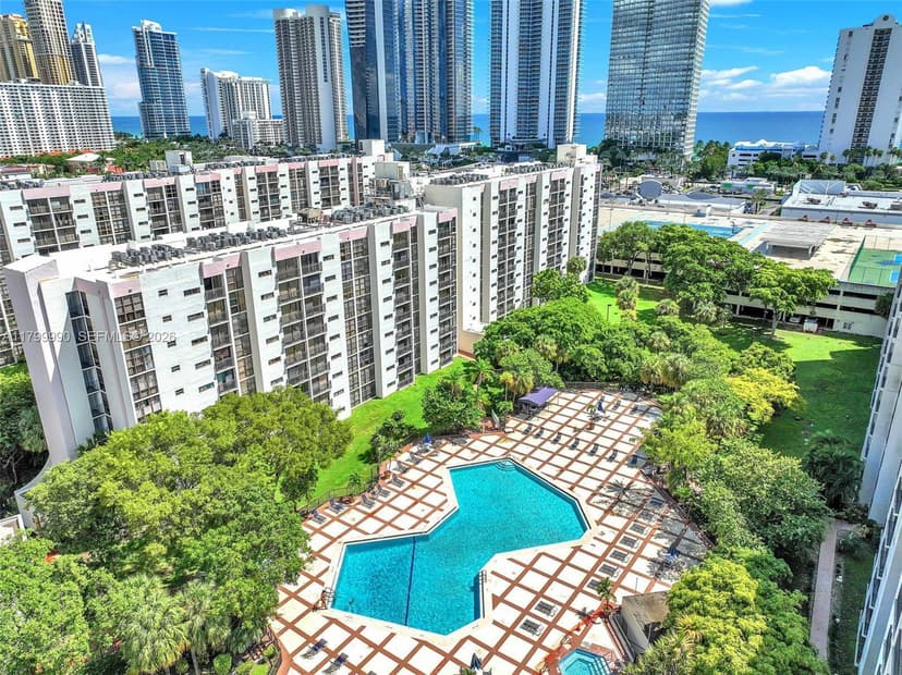 17021 N Bay Road # 105, Sunny Isles Beach FL 33160