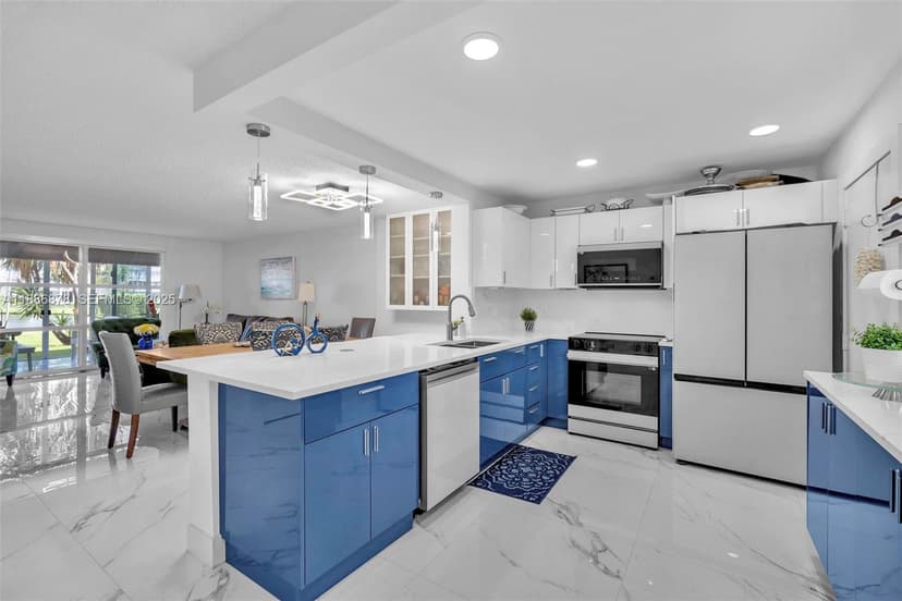 205 SE 11th Terrace # 101, Dania Beach FL 33004