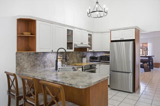 5465 W 27th Lane, Hialeah FL 33016 - Hialeah, FL - Photo 7