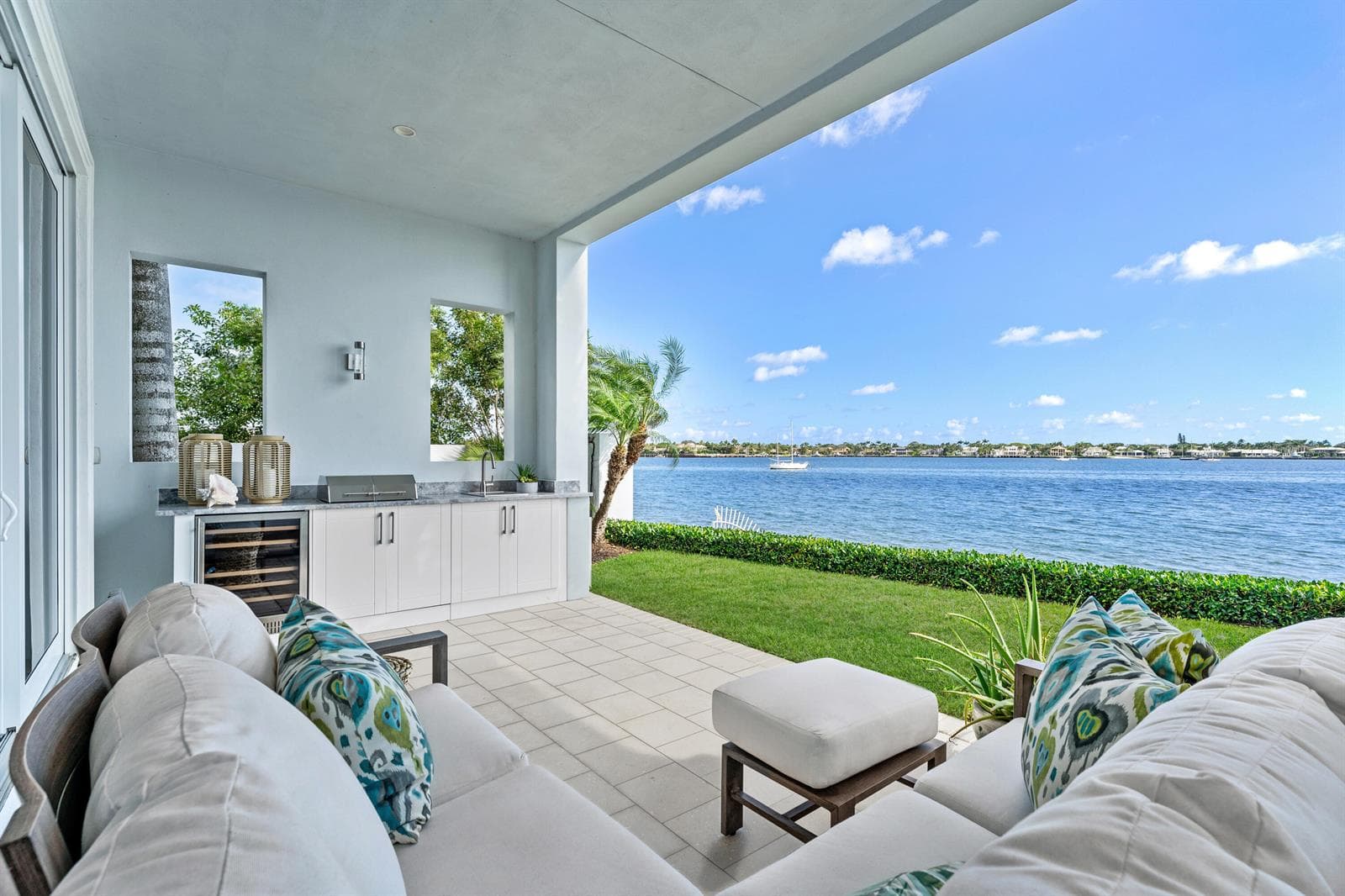 100 Water Club Court N, North Palm Beach FL 33408
