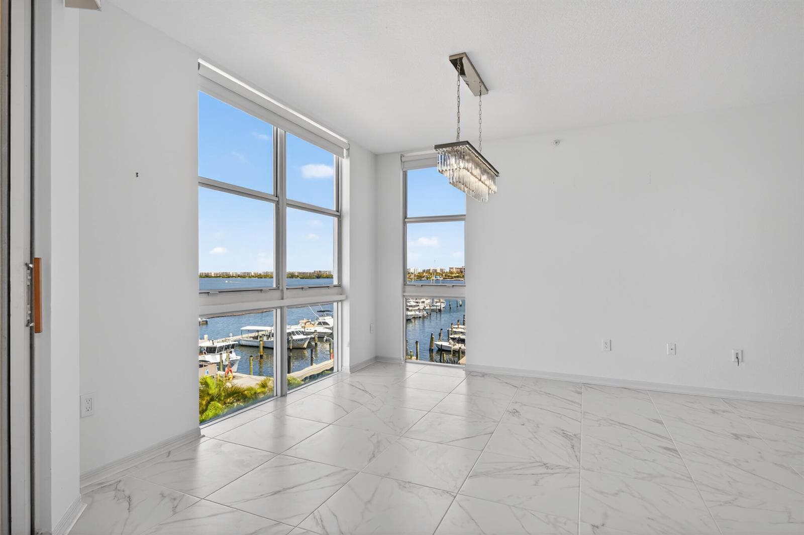 806 E Windward Way # 403, Lantana FL 33462
