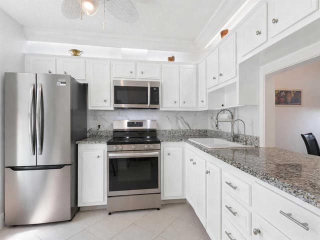 857 Worcester Lane # B, Lake Worth FL 33467 - Lake Worth, FL - Photo 7