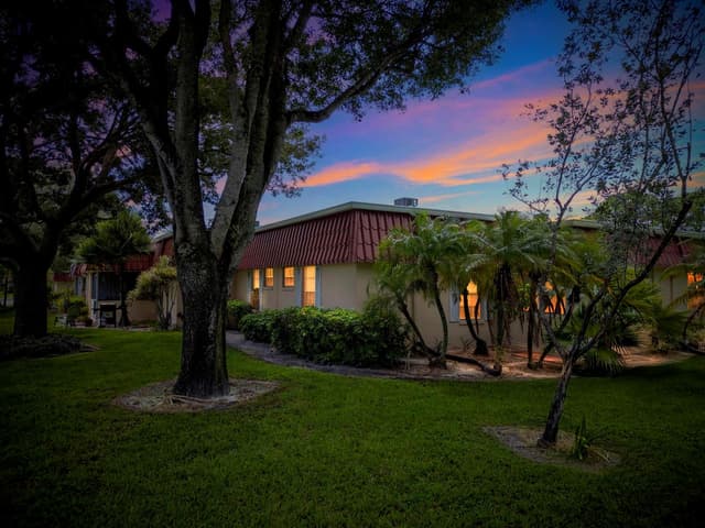 857 Worcester Lane # B, Lake Worth FL 33467 - Lake Worth, FL - Photo 4
