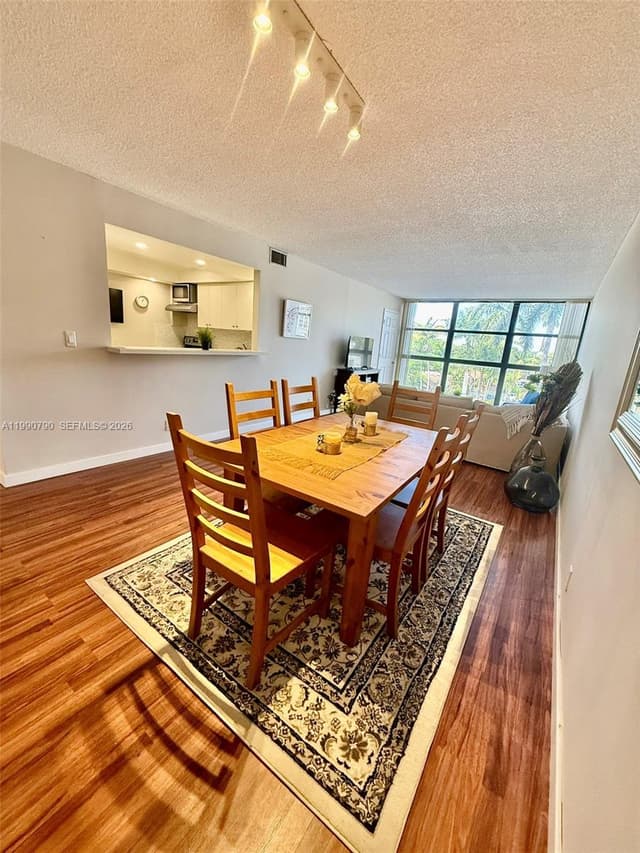 200 Leslie Dr # 425, Hallandale Beach FL 33009 - Hallandale Beach, FL - Photo 2